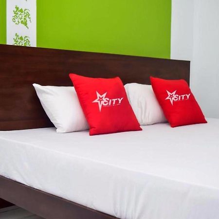 Star City Villa Colombo Esterno foto